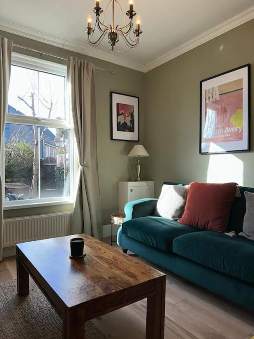 Townhouse In Belfast, Newtownabbey. 빌라 외부 사진