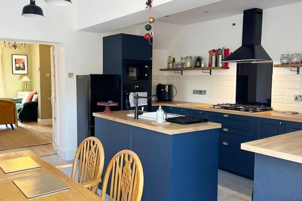 Townhouse In Belfast, Newtownabbey. 빌라 외부 사진